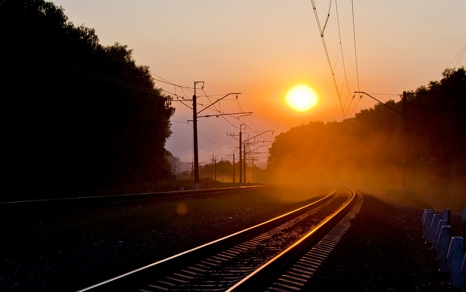Les CFF refroidissent les rails en les aspergeant